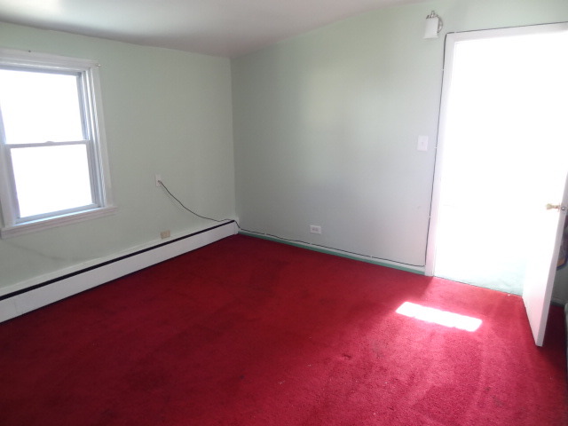 559 Brook St, Elgin, IL 60120 photo 11
