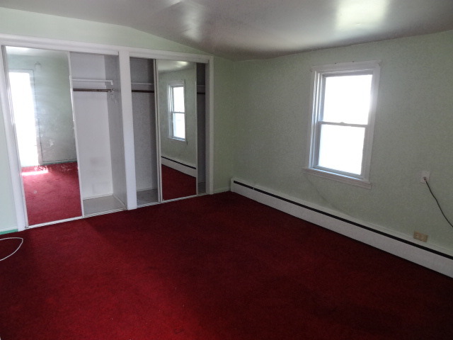 559 Brook St, Elgin, IL 60120 photo 8