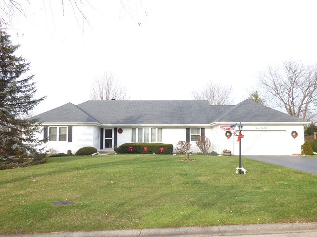 720 Gaslight Dr, Algonquin, IL 60102 photo 1