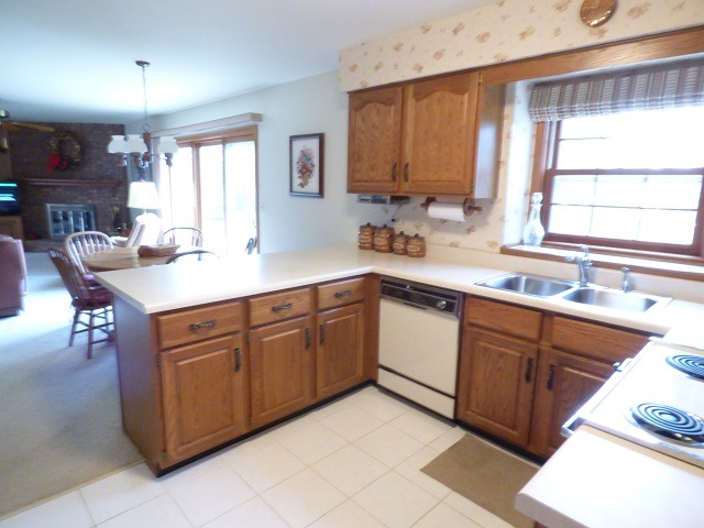 720 Gaslight Dr, Algonquin, IL 60102 photo 12