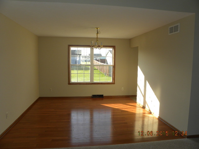 10908 Meadowsweet Ln, Roscoe, IL 61073 photo 4
