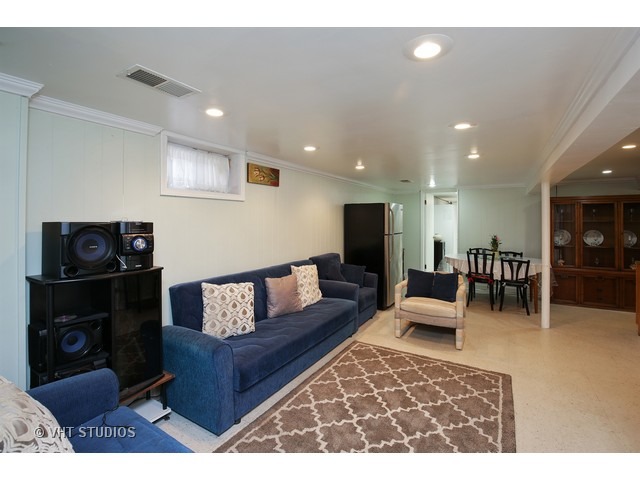 1628 Pitner Ave, Evanston, IL 60201 photo 12