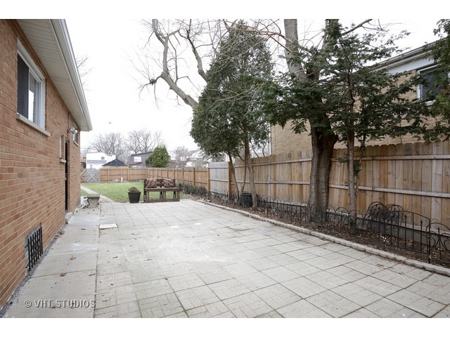 1628 Pitner Ave, Evanston, IL 60201 photo 19