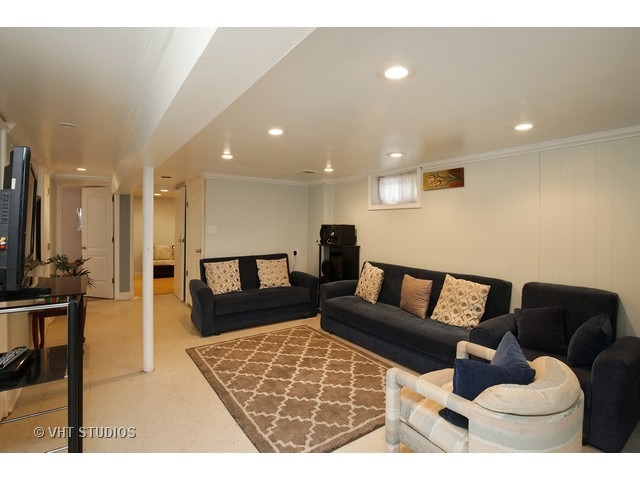 1628 Pitner Ave, Evanston, IL 60201 photo 11