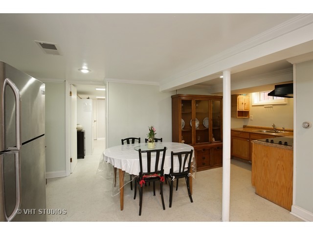 1628 Pitner Ave, Evanston, IL 60201 photo 14