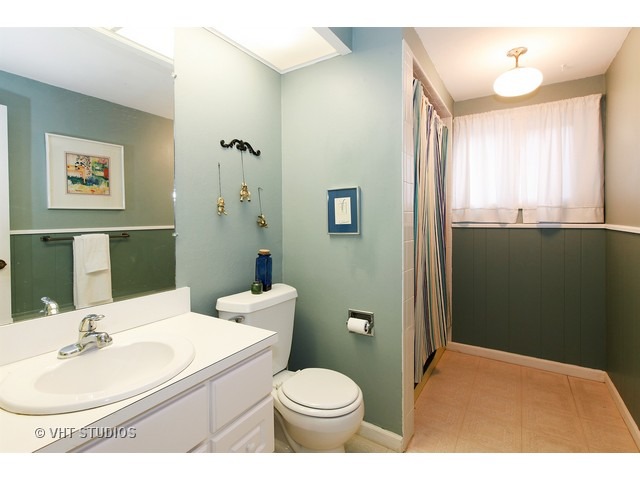 1207 Westhaven Dr, Wheaton, IL 60189 photo 17