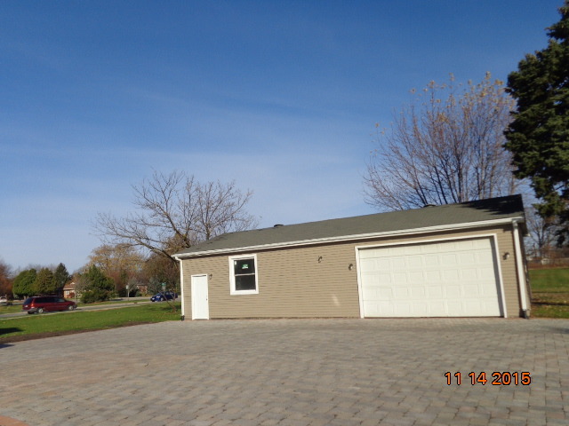 1000 Sheffer Rd, Aurora, IL 60505 photo 3