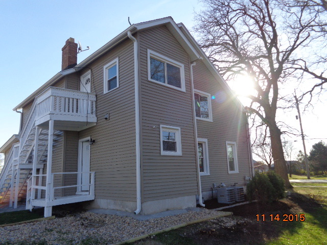 1000 Sheffer Rd, Aurora, IL 60505 photo 2