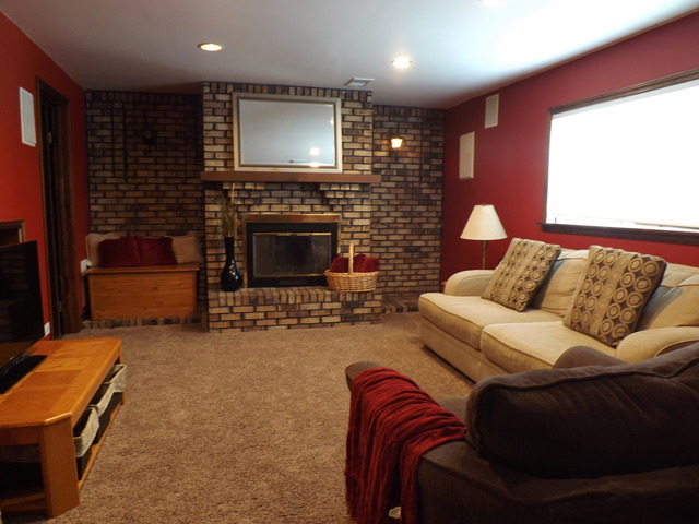 960 Foster Ave, Bartlett, IL 60103 photo 7