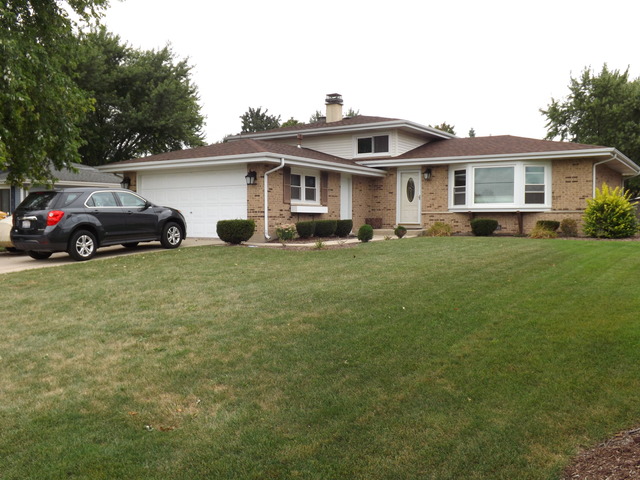 960 Foster Ave, Bartlett, IL 60103 photo 1