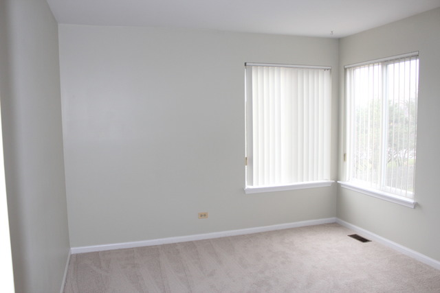 992 Knowles Rd, Gurnee, IL 60031 photo 17