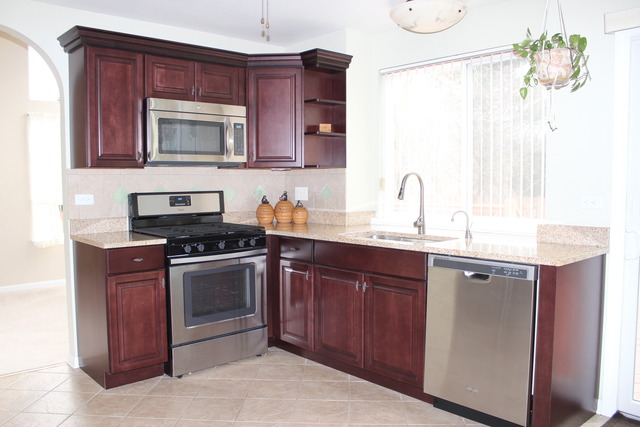 992 Knowles Rd, Gurnee, IL 60031 photo 6