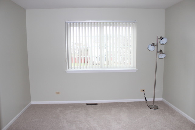 992 Knowles Rd, Gurnee, IL 60031 photo 16