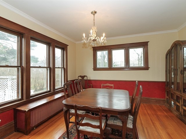 310 N Commonwealth Ave, Elgin, IL 60123 photo 6