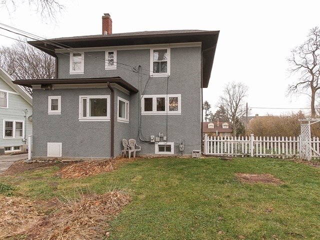 310 N Commonwealth Ave, Elgin, IL 60123 photo 24