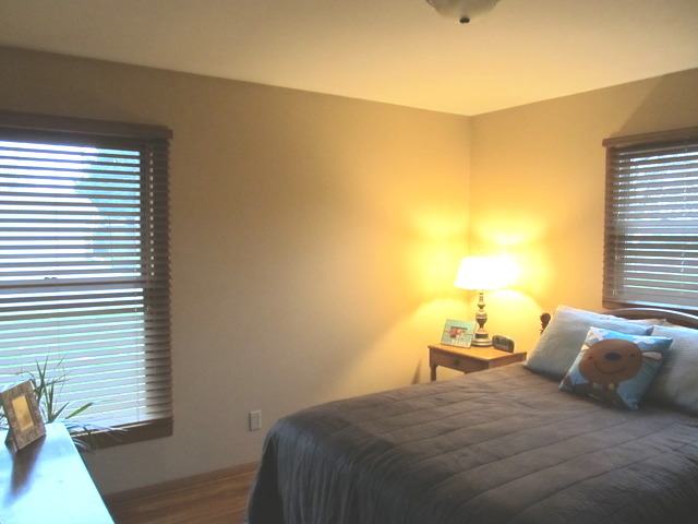 1321 26th St, Peru, IL 61354 photo 6