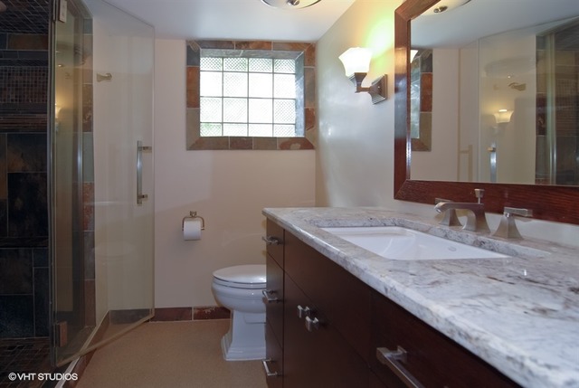386 Bartram Rd, Riverside, IL 60546 photo 13