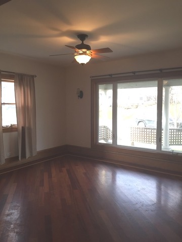 607 Dewey St, Harvard, IL 60033 photo 4