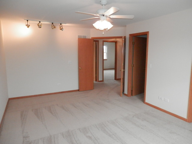 2000 Oakdale Estates Dr, Plainfield, IL 60586 photo 23