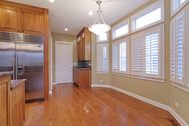 2875 Keystone Rd, Northbrook, IL 60062 photo 7