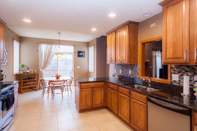 10252 Hawks Pointe Trl, Roscoe, IL 61073 photo 17
