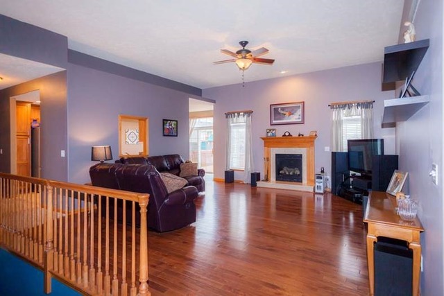 10252 Hawks Pointe Trl, Roscoe, IL 61073 photo 9