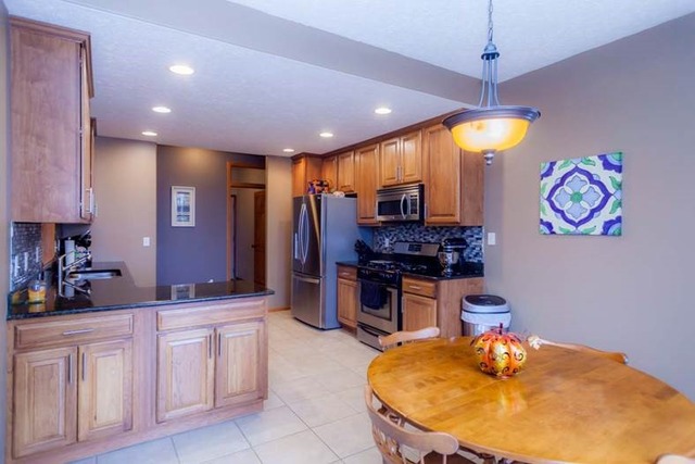 10252 Hawks Pointe Trl, Roscoe, IL 61073 photo 16
