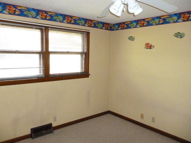 1907 E 6th St, Sterling, IL 61081 photo 9