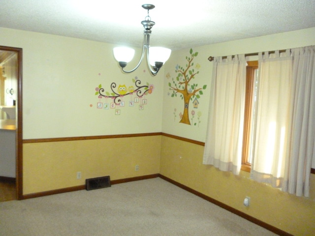 1907 E 6th St, Sterling, IL 61081 photo 2