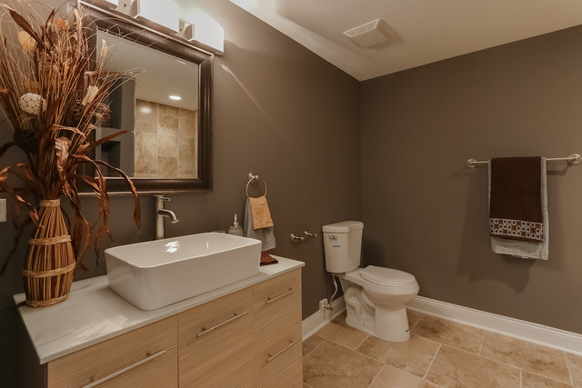 1525 E 85th Pl, Chicago, IL 60619 photo 21