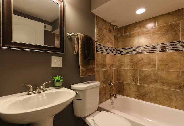 1525 E 85th Pl, Chicago, IL 60619 photo 22