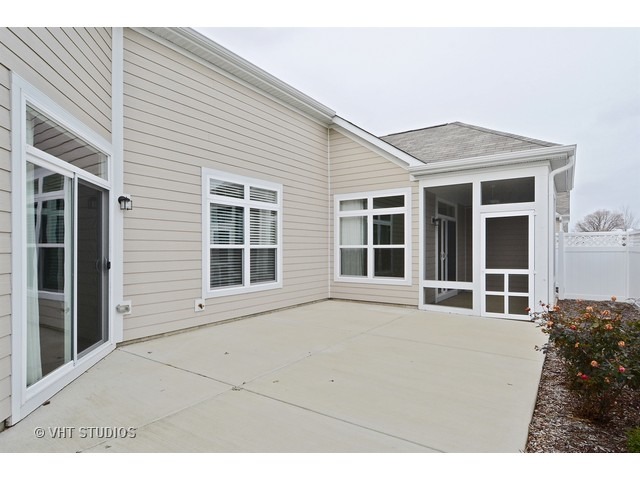 16529 S Fox Run Cir, Plainfield, IL 60586 photo 15