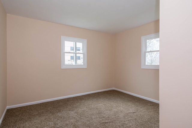 916 Second Ave, Aurora, IL 60505 photo 9