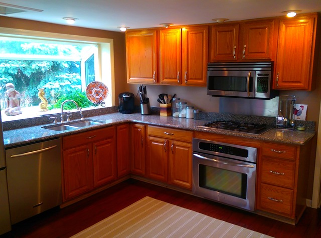 1508 White St, Des Plaines, IL 60018 photo 2