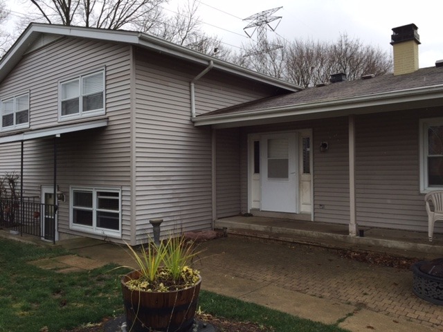 535 Crest Dr, Cary, IL 60013 photo 1