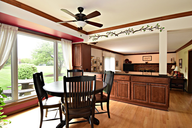 29 W446 Garden Dr, Bartlett, IL 60103 photo 8