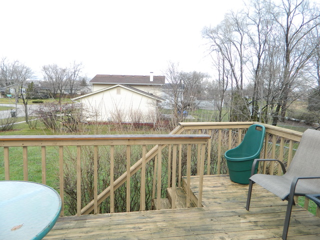 790 Charleston Ln, Hoffman Estates, IL 60192 photo 17