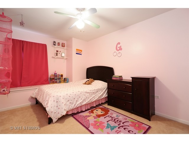 420 Plainview Dr, Bolingbrook, IL 60440 photo 16