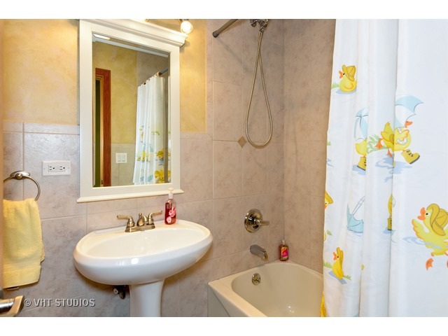 7618 S Ferdinand Ave, Bridgeview, IL 60455 photo 9