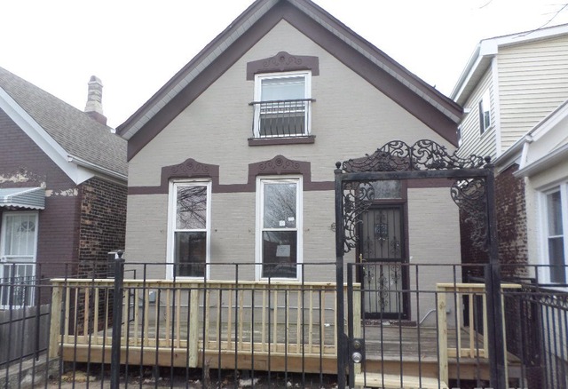 1939 W 33rd St, Chicago, IL 60608 photo 1