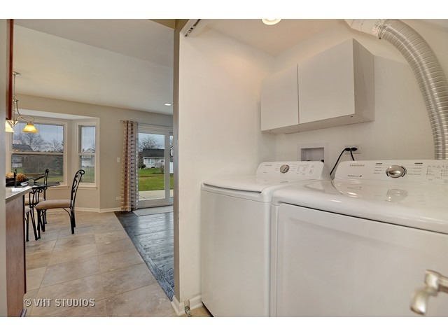 1310 Northgate Dr, Bartlett, IL 60103 photo 19