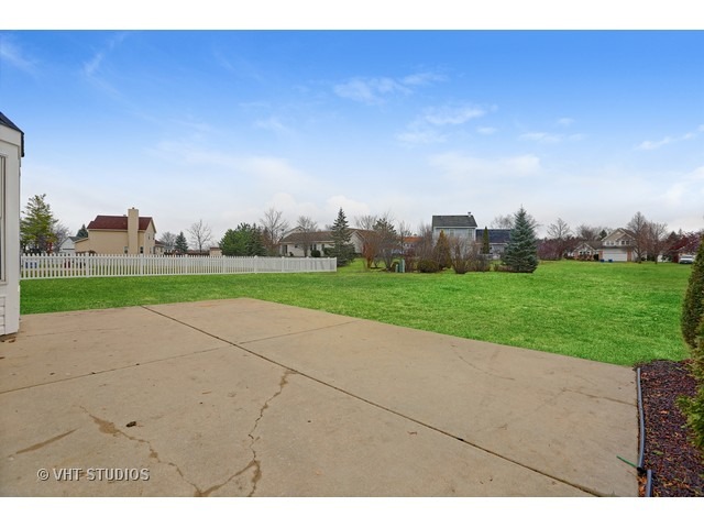 1310 Northgate Dr, Bartlett, IL 60103 photo 21