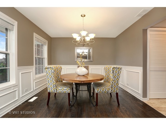 1310 Northgate Dr, Bartlett, IL 60103 photo 9