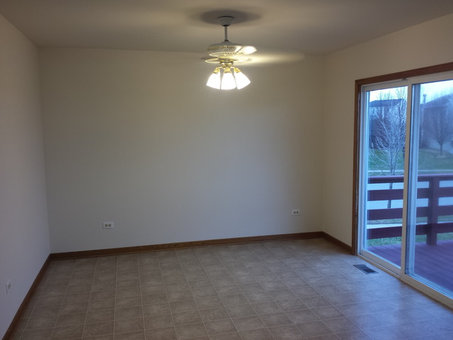 6613 Benich Ln, Plainfield, IL 60586 photo 9