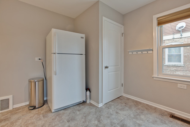 507 N Maple St, Mount Prospect, IL 60056 photo 8