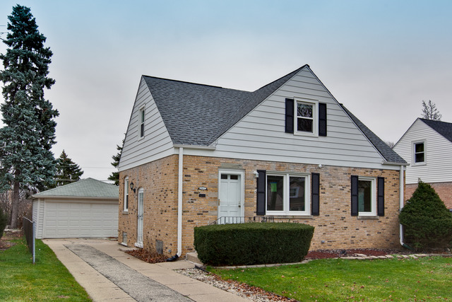 507 N Maple St, Mount Prospect, IL 60056 photo 1