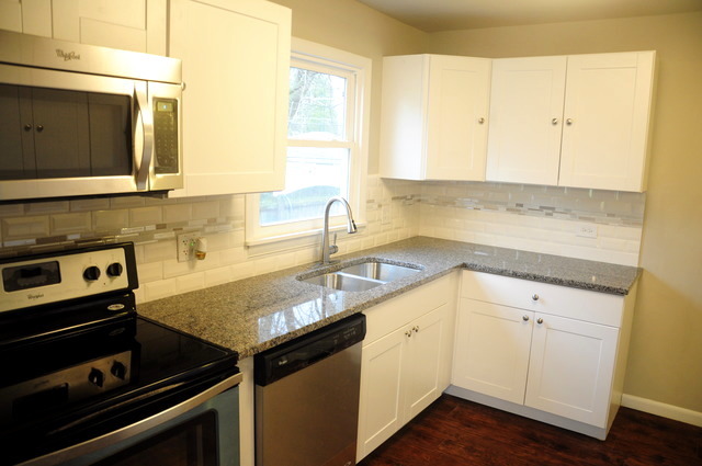 237 S Yale Ave, Addison, IL 60101 photo 10