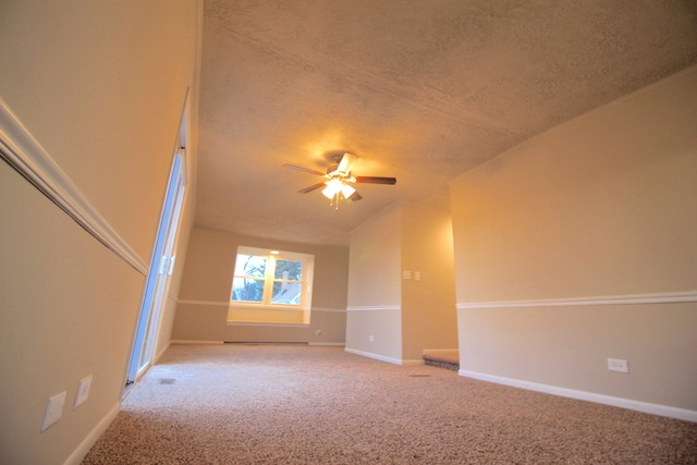 237 S Yale Ave, Addison, IL 60101 photo 13