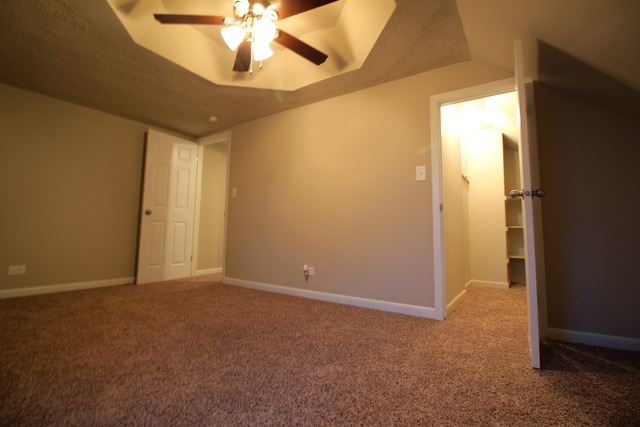 237 S Yale Ave, Addison, IL 60101 photo 18