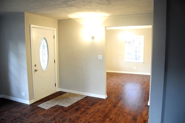 237 S Yale Ave, Addison, IL 60101 photo 3